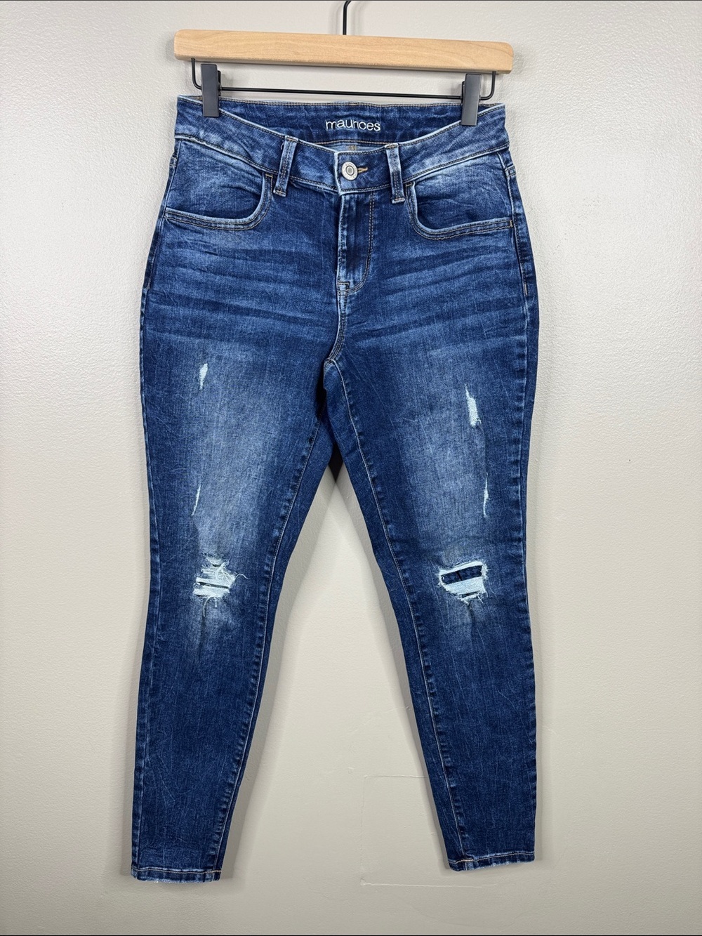 Maurices High Rise Skinny Jeans Distressed Knee Rips Medium Wash Women's Small